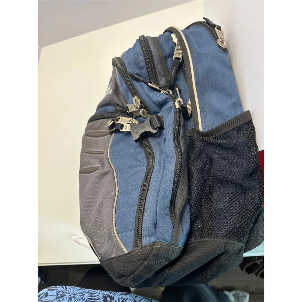 High Sierra Blue Gray Backpack Suspension Strap System Air Flow Media Pocket